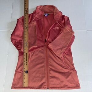 The North Face Women's Coral full zipper Athletic jacket. Petite Small
